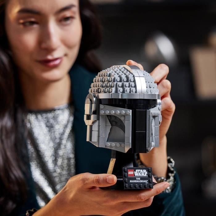 LEGO 75328 Star Wars The Mandalorian Helmet Kit de modelo coleccionable para construir, decorar y regalar para adultos 4 LEGO 75328 Star Wars The Mandalorian Helmet Kit de modelo coleccionable para construir, decorar y regalar para adultos 4