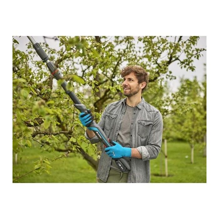 Gardena Akku-Teleskop-Baumschere HighCut 250/18V P4A solo 3
