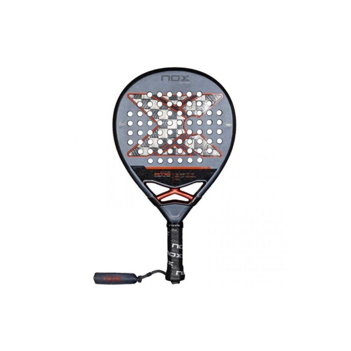 Nox PAD AT10 LUX G 25 Pala de Pádel AT10 Luxury Genius Alum 18K 2025 Agustín Tapia - Carbono 18K, MLD Black Eva, Forma Gota