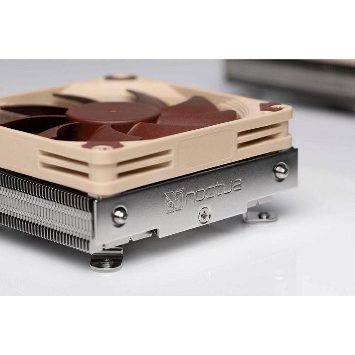 NOCTUA Refrigerador CPU NH-L9I-17XX Socket 1700 Intel Celeron, Core i3, i5, i7, i9, Pentium 4