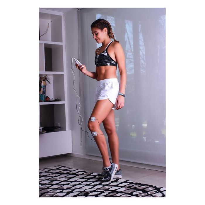 Beurer Electroestimulador TENS/EMS con 4 Electrodos para Alivio del Dolor, Fortalecimiento Muscular y Masaje Relajante 15 Beurer Electroestimulador TENS/EMS con 4 Electrodos para Alivio del Dolor, Fortalecimiento Muscular y Masaje Relajante 15