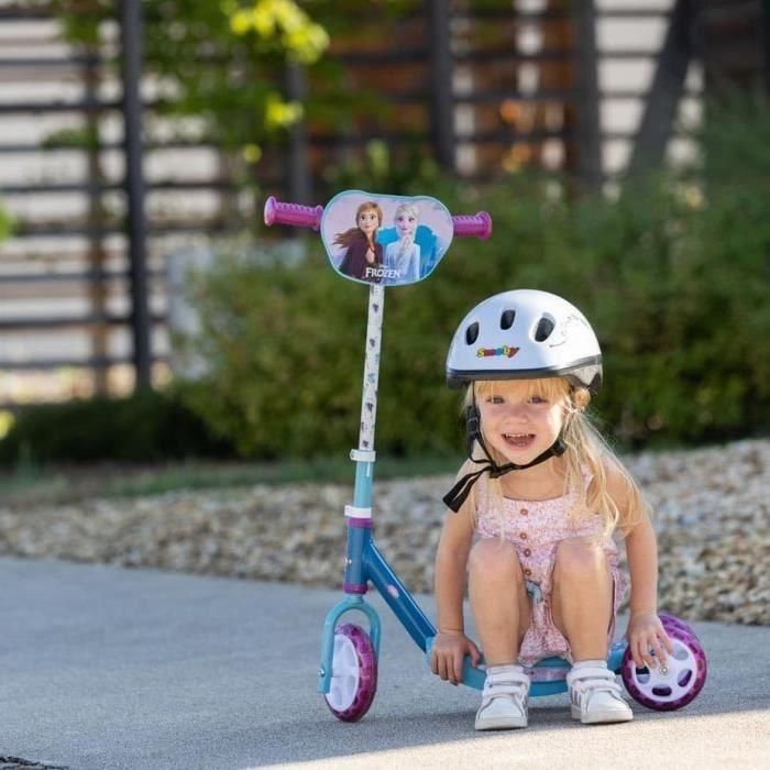 Smoby Scooter de 3 Ruedas Frozen 2 con Manillar Ajustable, Ruedas Brillantes y Silenciosas para Niños +3 Años 1 Smoby Scooter de 3 Ruedas Frozen 2 con Manillar Ajustable, Ruedas Brillantes y Silenciosas para Niños +3 Años 1