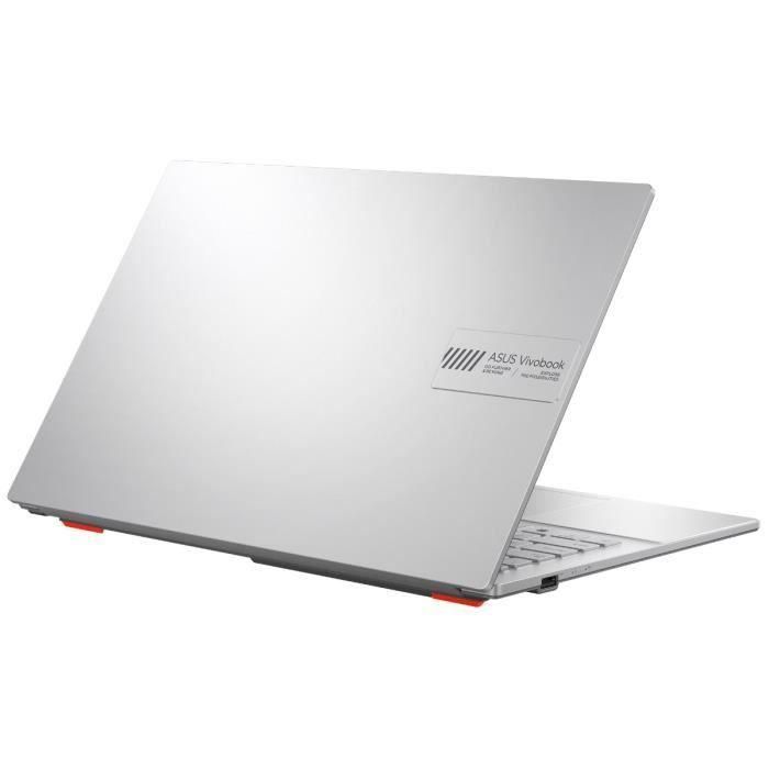 Portátil ASUS VivoBook 15 OLED S1504 | Windows 11 - Pantalla FHD de 15,6" - AMD Ryzen 5 7520U - 16 GB de RAM - SSD de 512 GB 4