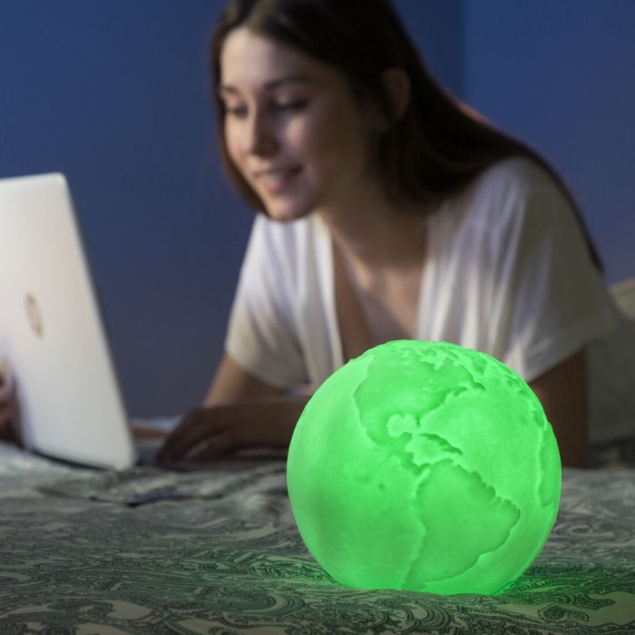 Lámpara LED Recargable Planeta Tierra Worldy InnovaGoods 7 Lámpara LED Recargable Planeta Tierra Worldy InnovaGoods 7