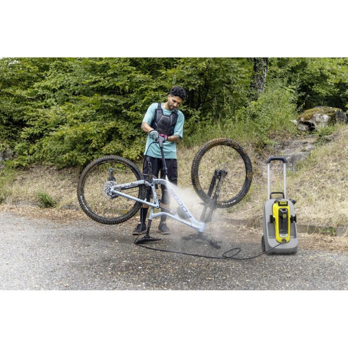 Karcher KAR4054278967950 Limpiadora móvil de media presión OC 6-18 Premium con batería 18V 2.5Ah y cargador estándar 1 Karcher KAR4054278967950 Limpiadora móvil de media presión OC 6-18 Premium con batería 18V 2.5Ah y cargador estándar 1