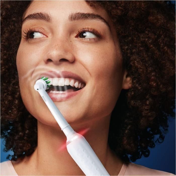 Oral-B 80719288 Cepillo de dientes eléctrico Pro 3 inalámbrico, blanco 3 Oral-B 80719288 Cepillo de dientes eléctrico Pro 3 inalámbrico, blanco 3