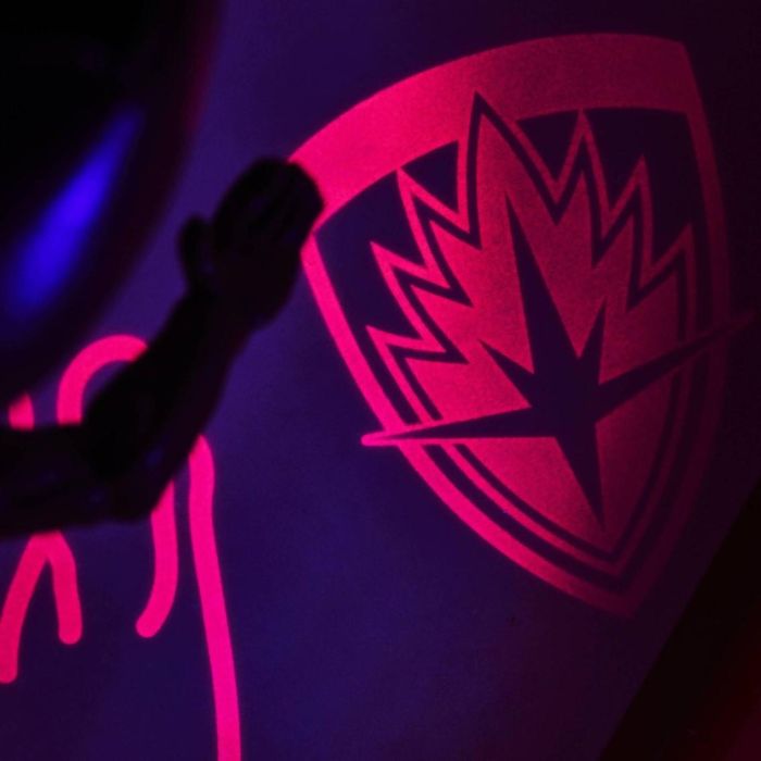 Wow! Pod Figura Marvel Groot con Sensor de Movimiento y Luz 3