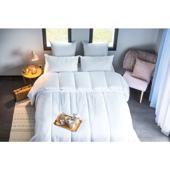 Blanreve BLA3245841748330 Edredón 240 x 220 cm 4 estaciones 420 g/m² Blanco 1