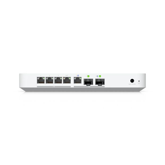 Ubiquiti Cloud Gateway Fiber, Quad-core ARM Cortex-A73 2.2 GHz, 3 GB RAM, 10G SFP+, 4x 2.5 GbE RJ45, PoE+ 2