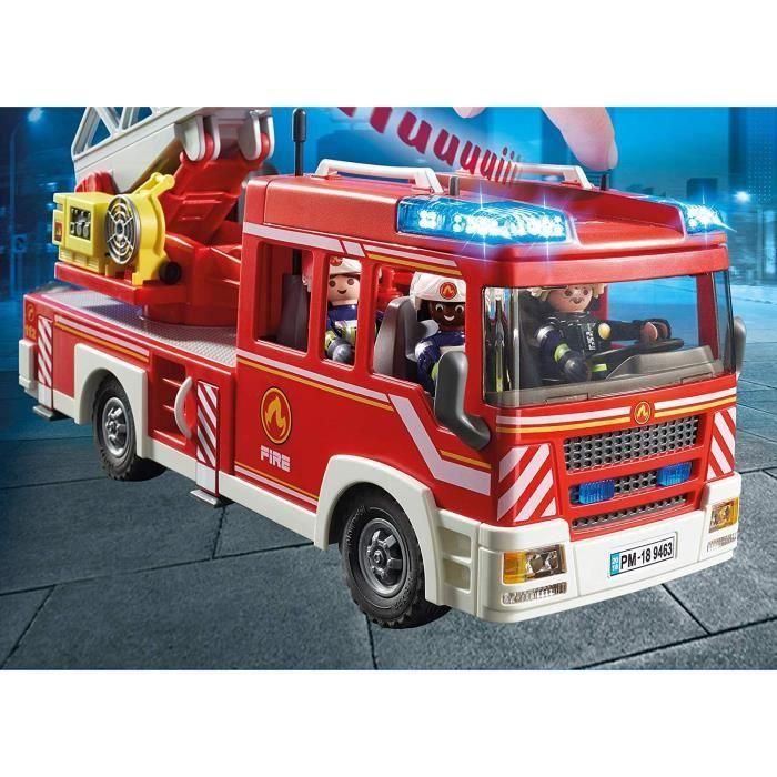 Playmobil 9463 Camión de Bomberos con Escalera, luces y sonidos, cabina para 4 personajes, compatible con módulo RC y bomba de agua 9468, para niños +4 años 3 Playmobil 9463 Camión de Bomberos con Escalera, luces y sonidos, cabina para 4 personajes, compatible con módulo RC y bomba de agua 9468, para niños +4 años 3