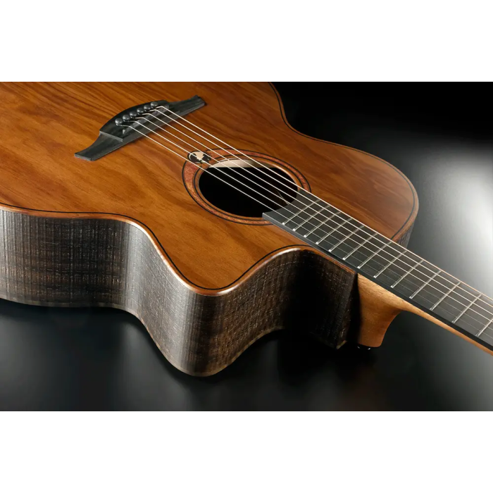 LAG Guitarra Acústica Jumbo Electroacústica Sauvage Lag Natural Satinado Tapa Sólida Brankowood Fondo Aros Eucalipto Cutaway Electrónica Stage LAG Funda Incluida 7