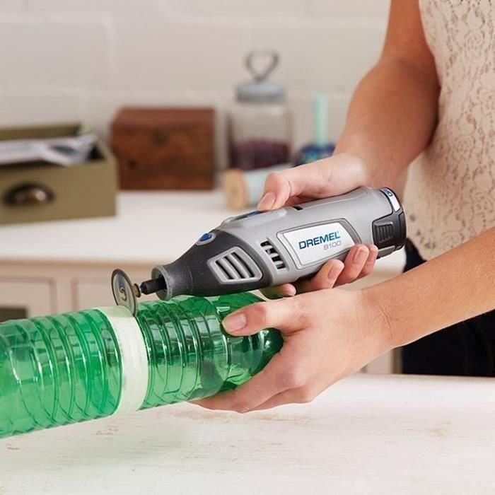 Dremel 12 Discos de Plástico EZ Speedclic Ø38mm - Accesorios de corte rápido y fácil sin llave para todo tipo de plásticos 2 Dremel 12 Discos de Plástico EZ Speedclic Ø38mm - Accesorios de corte rápido y fácil sin llave para todo tipo de plásticos 2