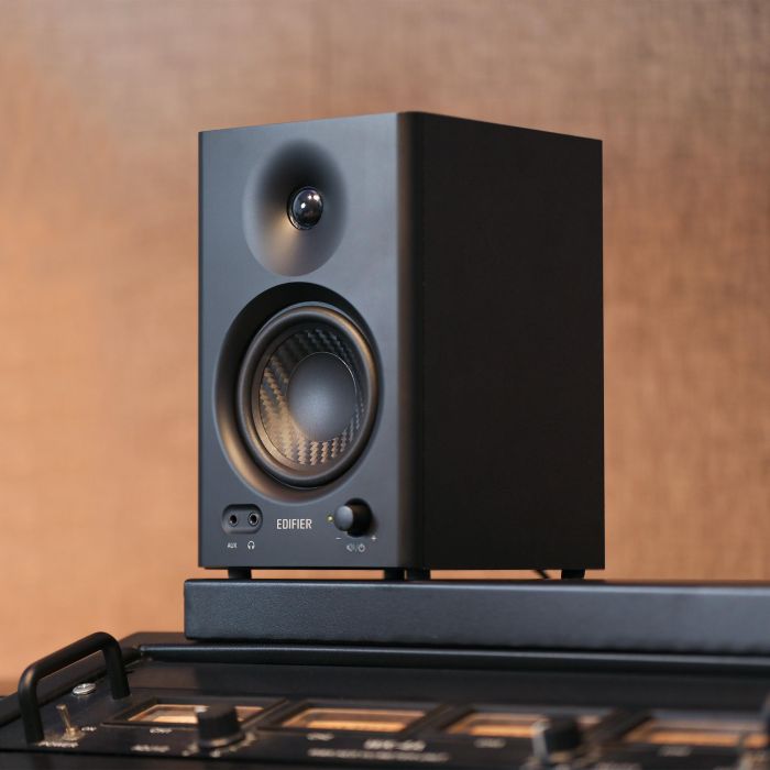 Edifier MR4 Altavoces de Monitor Activos 2.0 Color Negro 3 Edifier MR4 Altavoces de Monitor Activos 2.0 Color Negro 3