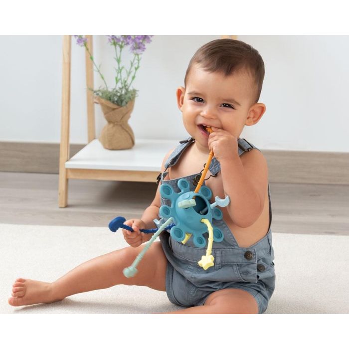 KioKids Mordedor Juguete Sensorial de Silicona Azul para Bebés +4 meses con Pop It y Cuerdas, Alivia Dentición, Estimulación Táctil 1 KioKids Mordedor Juguete Sensorial de Silicona Azul para Bebés +4 meses con Pop It y Cuerdas, Alivia Dentición, Estimulación Táctil 1