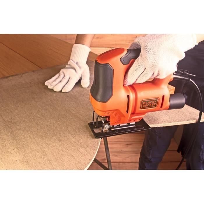 Sierra de calar de 400 W - 3000 rpm, recorrido de 18 mm, hoja en T, capacidad de corte madera 65 mm / acero 6 mm / aluminio 10 mm - BLACK+DECKER 2 Sierra de calar de 400 W - 3000 rpm, recorrido de 18 mm, hoja en T, capacidad de corte madera 65 mm / acero 6 mm / aluminio 10 mm - BLACK+DECKER 2