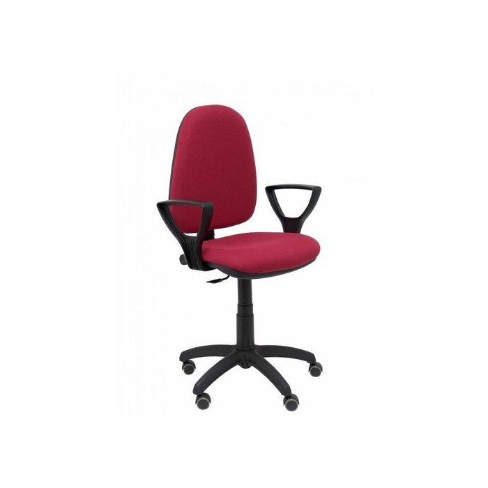 Silla Piqueras Y Crespo Ayna Brazos Fijos Mecanismo Contacto Permanente Con Regulacion De Profundidad Ruedas De Parquet Asiento Y Respaldo Tapizado Bali Granate