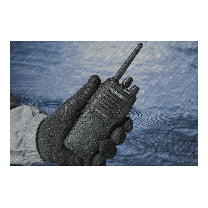 Kenwood PMR446 TK-3701DE - Walkie Talkie Profesional, 48 Canales, Alcance 9 km, Resistente IP54, Batería Recargable, Negro Kenwood PMR446 TK-3701DE - Walkie Talkie Profesional, 48 Canales, Alcance 9 km, Resistente IP54, Batería Recargable, Negro