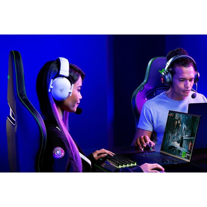 Razer BlackShark V2 Pro 2023 Auriculares Inalámbricos Gaming Blanco con Bluetooth y 2.4 GHz 4