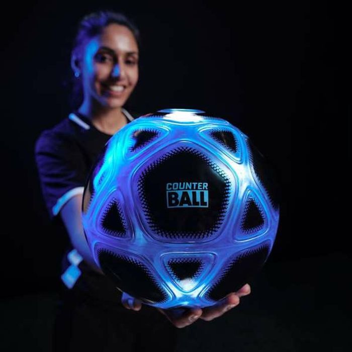 Famosa Pelota Counter Ball interactiva con luces y sonidos, ideal para mejorar reflejos y diversión a partir de 6 años 4 Famosa Pelota Counter Ball interactiva con luces y sonidos, ideal para mejorar reflejos y diversión a partir de 6 años 4