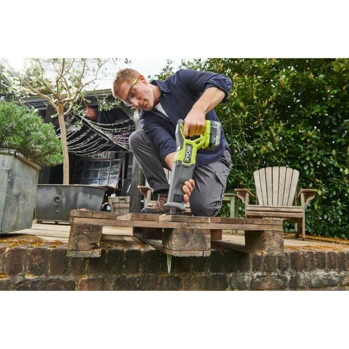 Ryobi AAAOD74649 Sierra alternativa sin escobillas 18V, 0-3200 cp/min, recorrido 32mm, madera 210mm, sistema antivibración 5