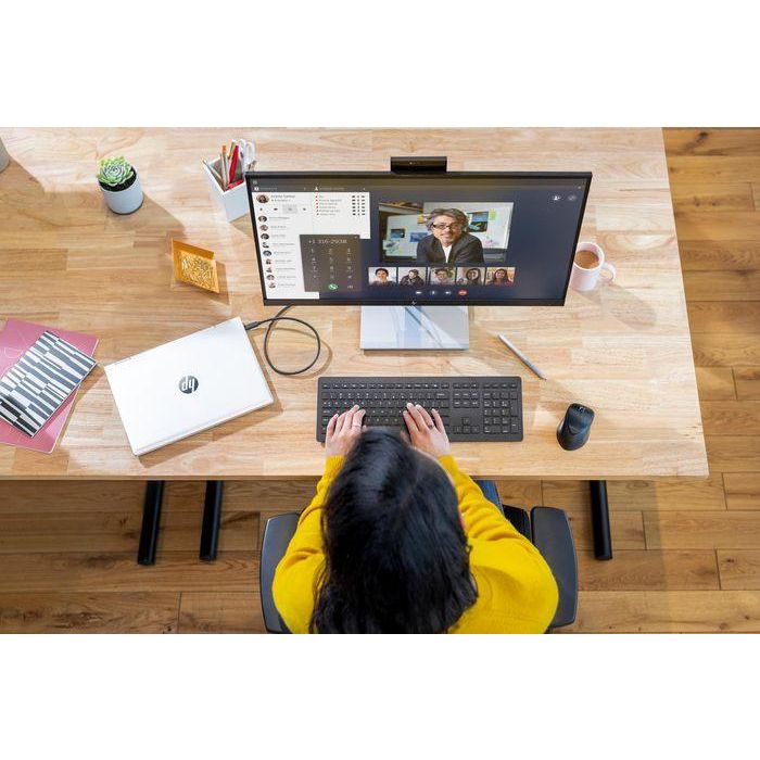 HP 68.58 cm (27"), QHD (2560 x 1440), 16:9, 300 cd/m², 1000:1 static, 5000000:1 dynamic, 5 ms gray to gray 17 HP 68.58 cm (27"), QHD (2560 x 1440), 16:9, 300 cd/m², 1000:1 static, 5000000:1 dynamic, 5 ms gray to gray 17