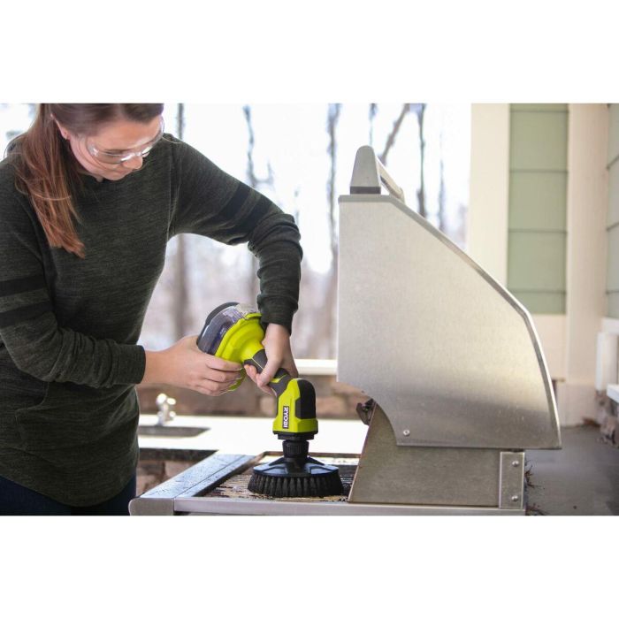 Ryobi RYO4892210186768 Cepillo motorizado 18V, 150 mm de diámetro, 210 rpm, con protección de batería IPX7, incluye 1 cepillo mediano 1 Ryobi RYO4892210186768 Cepillo motorizado 18V, 150 mm de diámetro, 210 rpm, con protección de batería IPX7, incluye 1 cepillo mediano 1