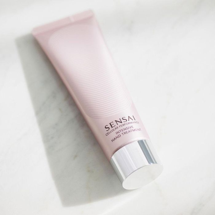 SENSAI CELLULAR PERFORMANCE intensive hand treatment Crema para Manos Antiedad 100 ml