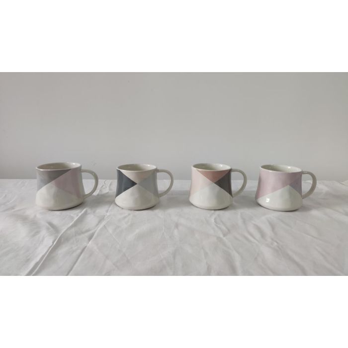 DKD Home Decor Mug Taza Moderna de Gres 385ml Colores Surtidos Apta Microondas y Lavavajillas - Pack de 12 Unidades 0 DKD Home Decor Mug Taza Moderna de Gres 385ml Colores Surtidos Apta Microondas y Lavavajillas - Pack de 12 Unidades 0
