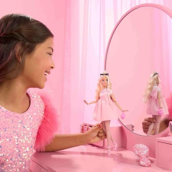 Muñeca barbie deluxe vestido con lazo. 2 Muñeca barbie deluxe vestido con lazo. 2