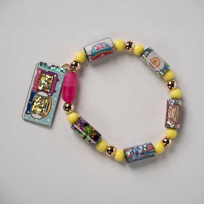 Set de pulseras sticki rolls ¡crea impresionantes pulseras con temática hawaii! incluye 2 rollos intercambiables 6 Set de pulseras sticki rolls ¡crea impresionantes pulseras con temática hawaii! incluye 2 rollos intercambiables 6