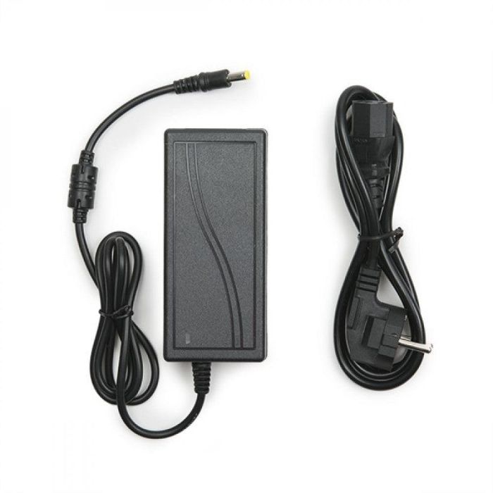 Transformador Fuente de Alimentación Convertidor AC/DC 60W 230VAC a 12VDC Regulada Electrónica 5A para LEDs IP20 PL21900060W