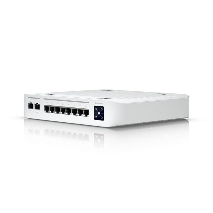 Ubiquiti 8x RJ-45, L3, 2x SFP+, PoE/PoE+ 4