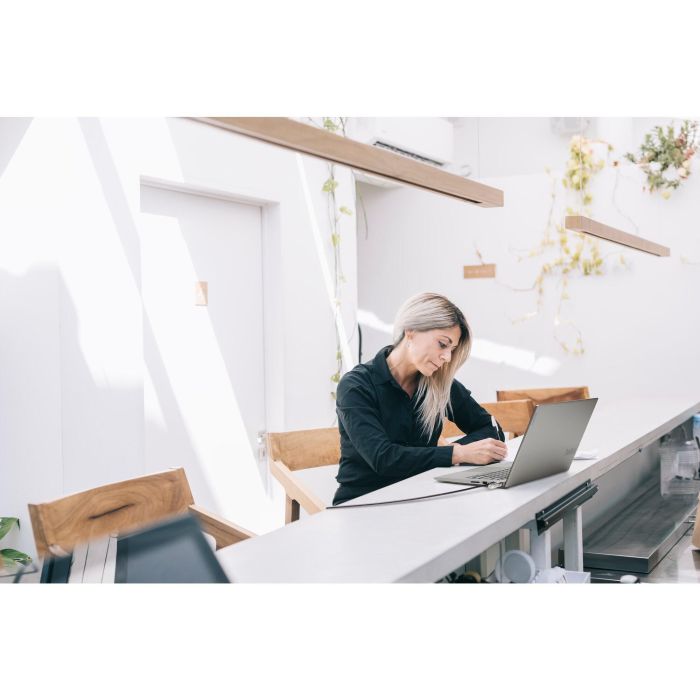 Kensington Candado de Combinación NanoSaver para Portátiles, Cable 1.8m, Fino, Negro 5