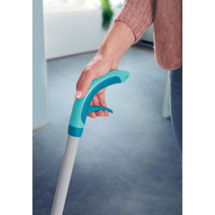 LEIFHEIT Easy Spray XL 56690 - Escoba rociadora cómoda con tanque rociador en el mango 1 LEIFHEIT Easy Spray XL 56690 - Escoba rociadora cómoda con tanque rociador en el mango 1