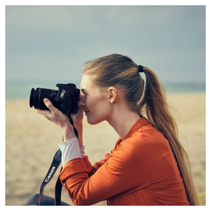 Canon EOS 250D Cámara réflex digital espejo 24.1 MP CMOS 4K Ultra HD Pantalla táctil Negro + Objetivo 18-55 IS STM 6