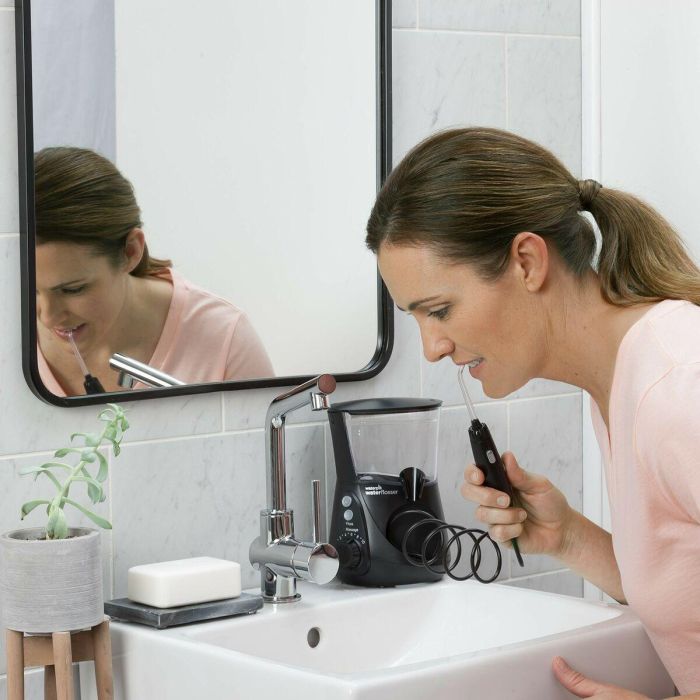 Waterpik WAT0073950336833 Irrigador bucal WP-662 Negro para Adultos 7 Waterpik WAT0073950336833 Irrigador bucal WP-662 Negro para Adultos 7