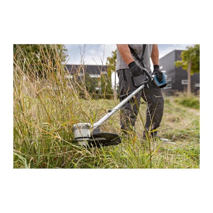 Bosch GFR 18V-23 Professional Cortabordes a Bateria 18V sin Cables, Empunadura en D, Diámetro Corte 33 cm, Hoja, 6400 RPM