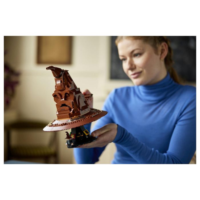 LEGO Harry Potter Sombrero Seleccionador Parlante 76429 Juego Construcción 561 Piezas 23