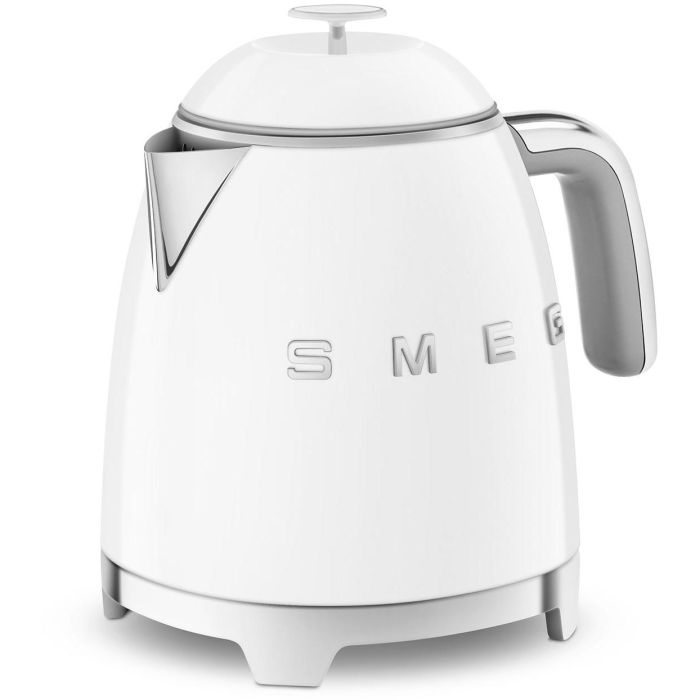Smeg KLF05WHEU Hervidor Eléctrico Mini Estilo Años 50 Blanco 5 Smeg KLF05WHEU Hervidor Eléctrico Mini Estilo Años 50 Blanco 5