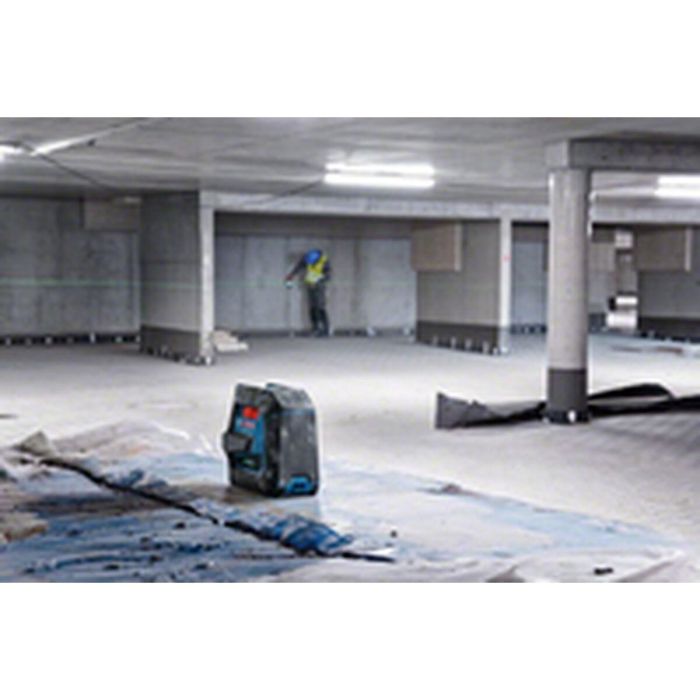 Bosch GCL 2-50 G + RM 10 Láser combinado de líneas y puntos de plomada verdes, alta visibilidad, protección IP64, 15 m de alcance para líneas 12 Bosch GCL 2-50 G + RM 10 Láser combinado de líneas y puntos de plomada verdes, alta visibilidad, protección IP64, 15 m de alcance para líneas 12