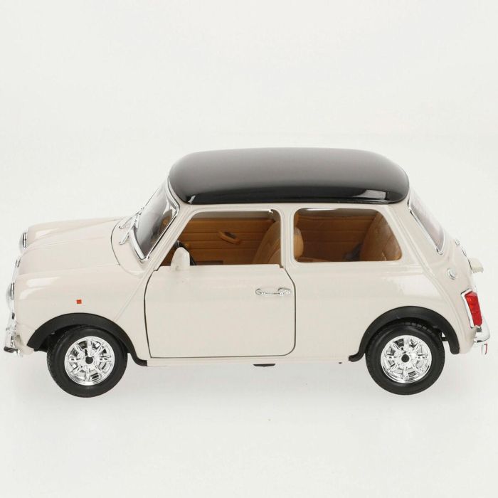 Coche Bburago GT-Mini Cooper(1969) 1:18 4