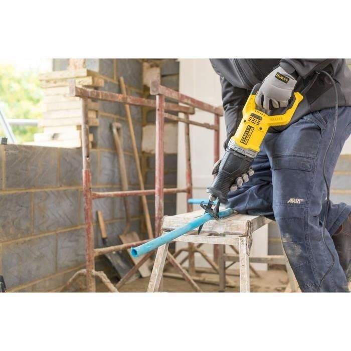 Sierra Sable - STANLEY FATMAX - FME360-QS - 900W 2 Sierra Sable - STANLEY FATMAX - FME360-QS - 900W 2