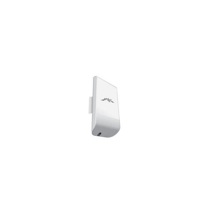 Ubiquiti NanoStationM CPE 2.4 GHz, 10/100 Ethernet RJ-45, 32 MB SDRAM, 8 MB Flash, 5+ km, PoE 3 Ubiquiti NanoStationM CPE 2.4 GHz, 10/100 Ethernet RJ-45, 32 MB SDRAM, 8 MB Flash, 5+ km, PoE 3