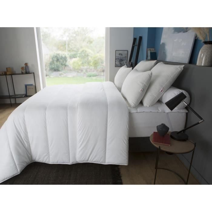 DODO Vancouver Warm Duvet - 240 x 260 cm - Blanco 2 DODO Vancouver Warm Duvet - 240 x 260 cm - Blanco 2