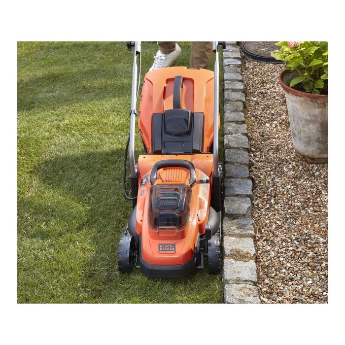 Black & Decker BCMW3318L2-QW Cortacésped Inalámbrico Litio 18V 33 cm, 2.5Ah con 2 baterías y cargador 7
