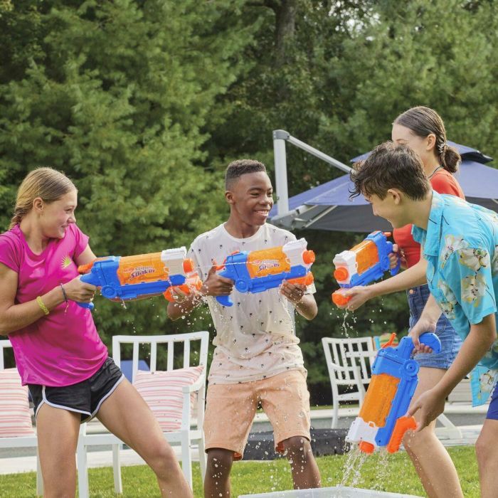 Nerf Super Soaker Flip Fill Lanzador de Agua con 4 Patrones de Disparo y Llenado Rápido, Juguetes para Mayores de 6 Años Nerf Super Soaker Flip Fill Lanzador de Agua con 4 Patrones de Disparo y Llenado Rápido, Juguetes para Mayores de 6 Años