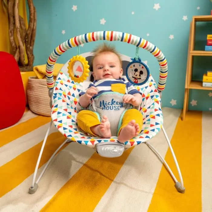 Disney Baby Mickey Transat con Asiento Vibrante y Barra de Actividad Happy Triangles para Bebé de 0-6 Meses 1 Disney Baby Mickey Transat con Asiento Vibrante y Barra de Actividad Happy Triangles para Bebé de 0-6 Meses 1