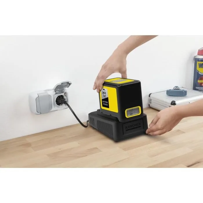 Karcher Batería Power 36V 5 Ah con Cargador Rápido, Pantalla LCD para Visualizar Tiempo Restante y Estado de Carga 2