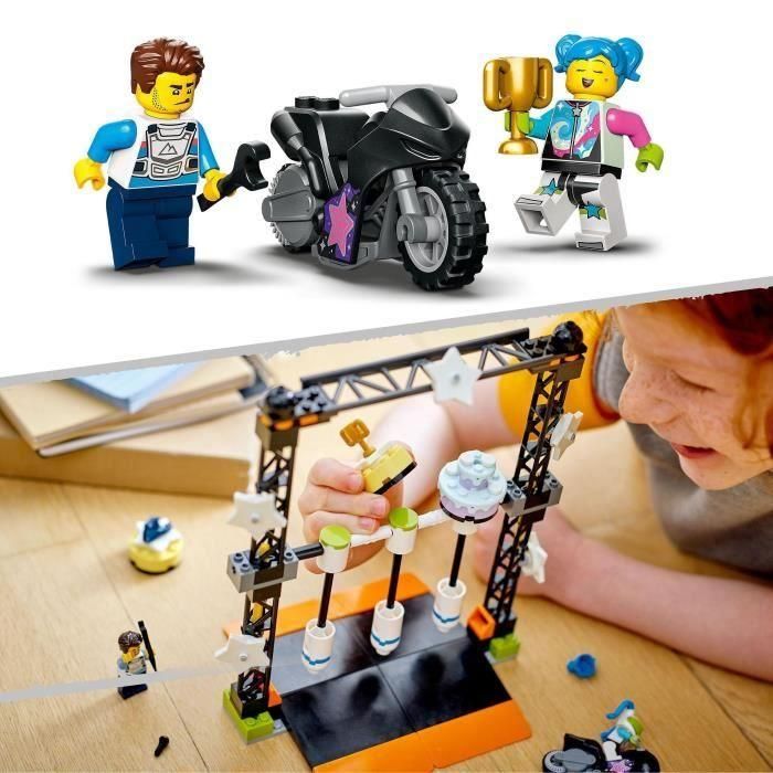 LEGO 60341 City Stuntz The Stunt Challenge: Péndulos, Stunt Bike Adventure Motocicleta Juguete para niñas y niños a partir de 5 años 3