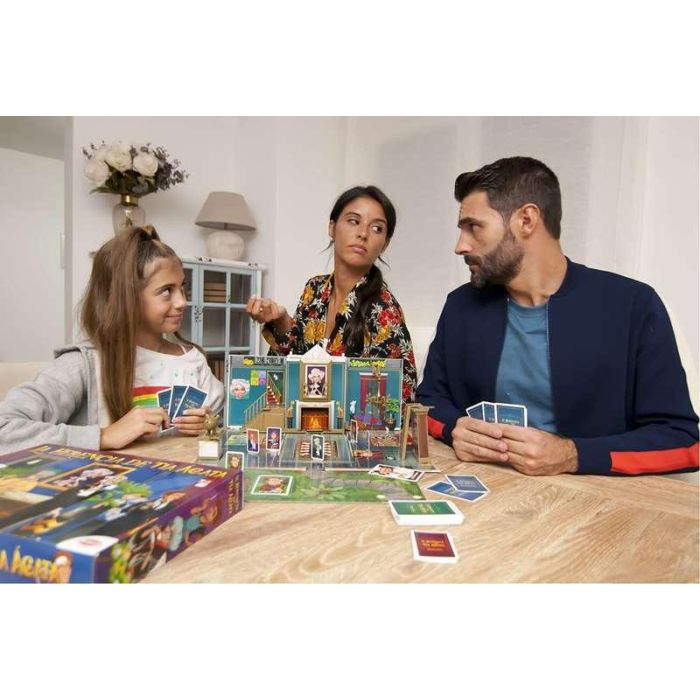 Bizak 62855053 Juego de mesa La Herencia de Tía Ágata para +8 años 1